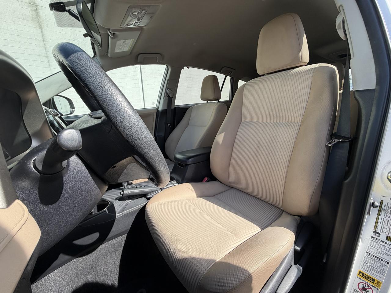 Toyota RAV4 AWD 4dr LE (Natl) 2013