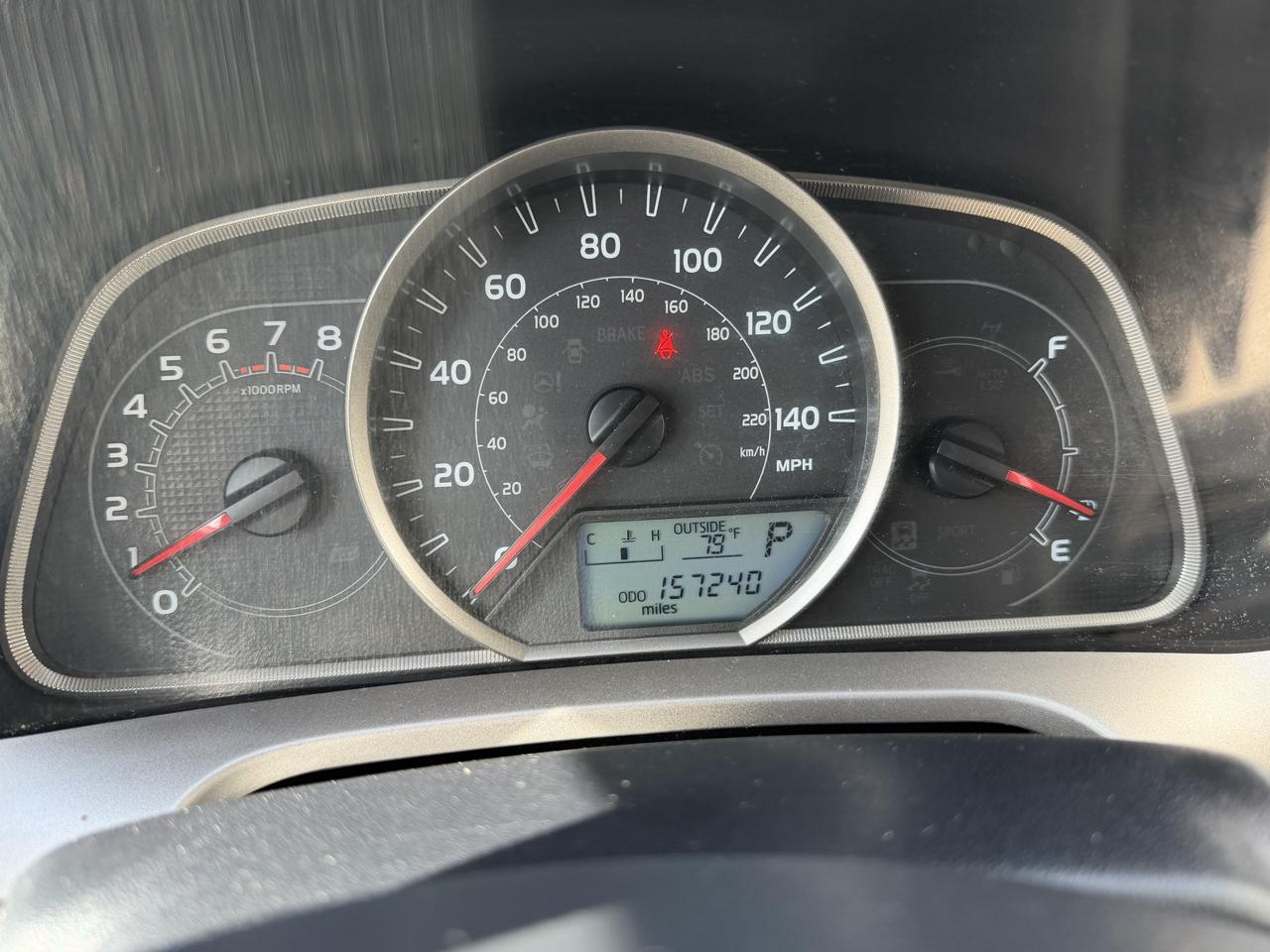 Toyota RAV4 AWD 4dr LE (Natl) 2013