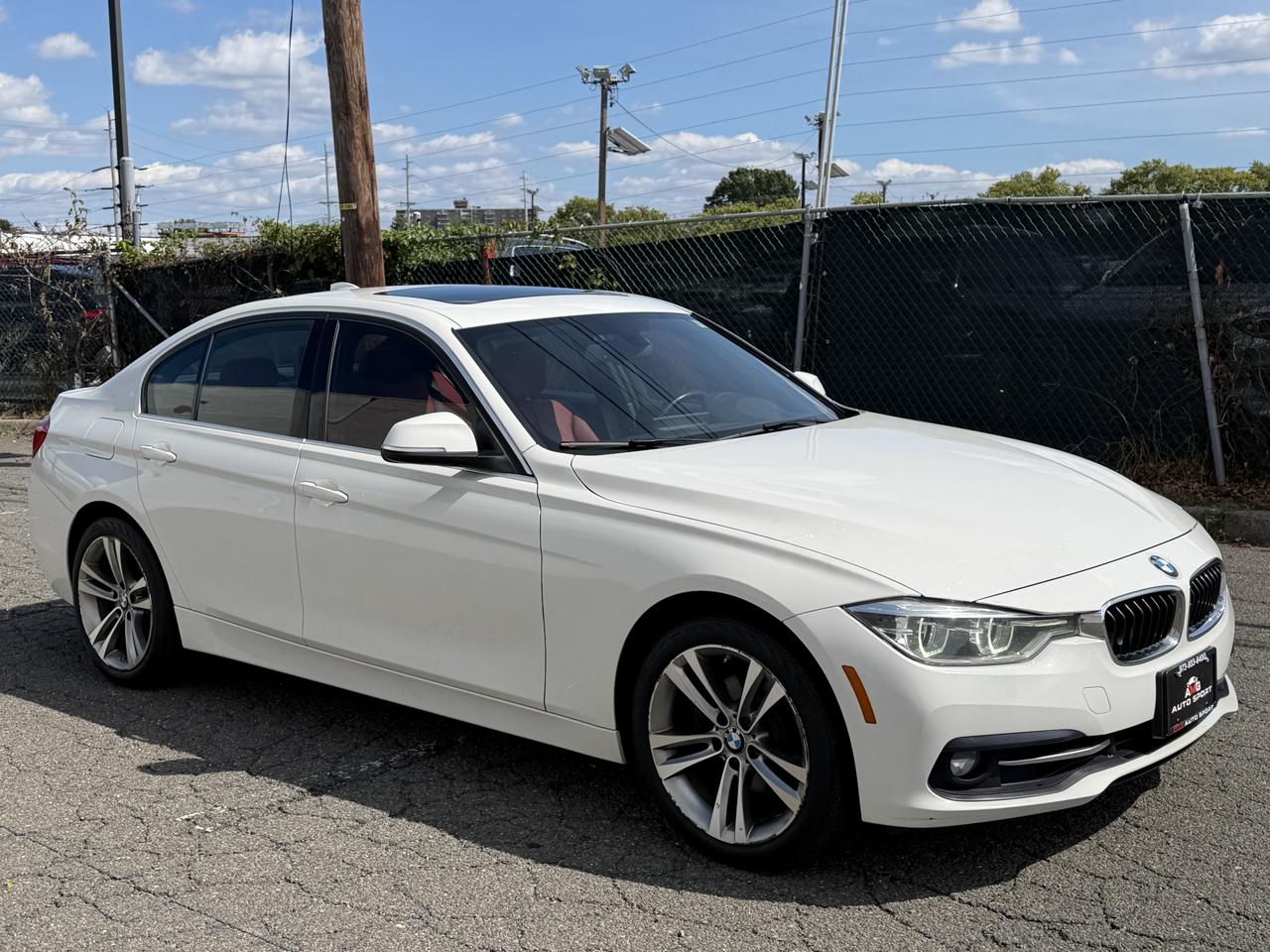 2018 BMW 3 Series 330i xDrive Sedan