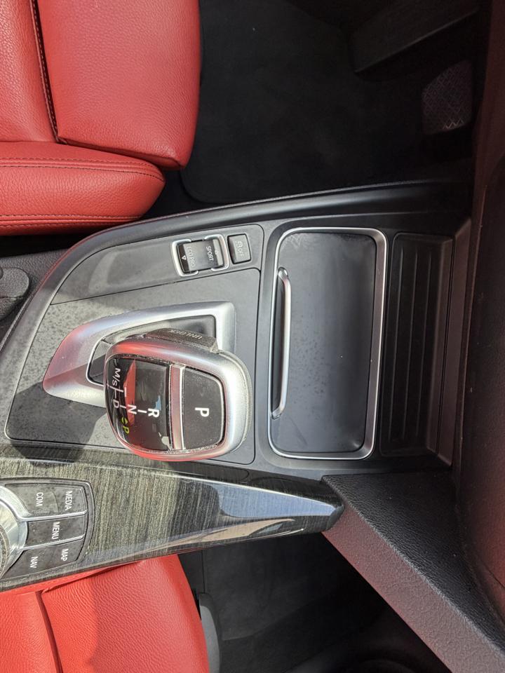 BMW 3 Series 330i xDrive Sedan 2018