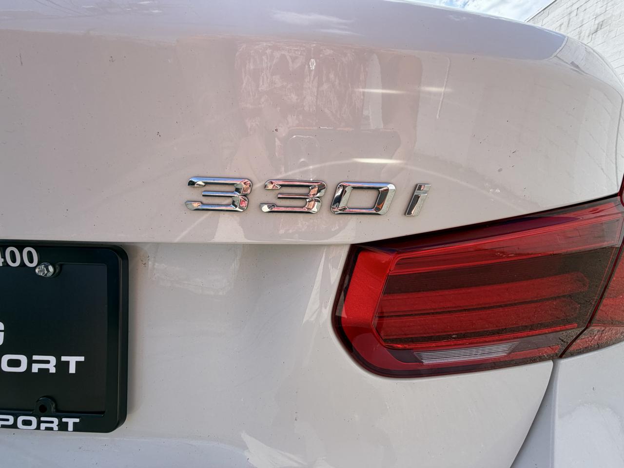 BMW 3 Series 330i xDrive Sedan 2018