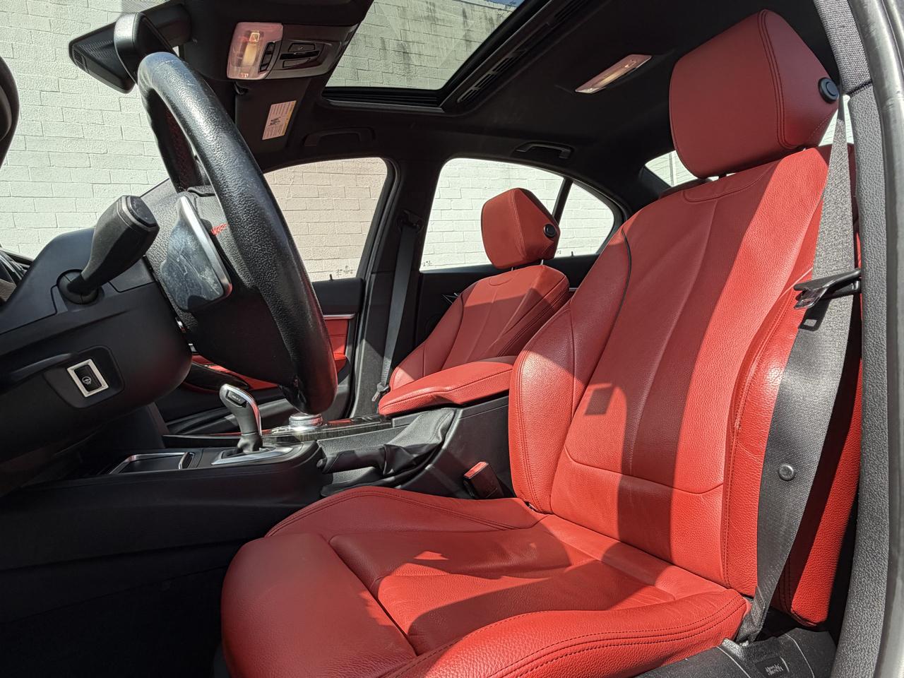 BMW 3 Series 330i xDrive Sedan 2018
