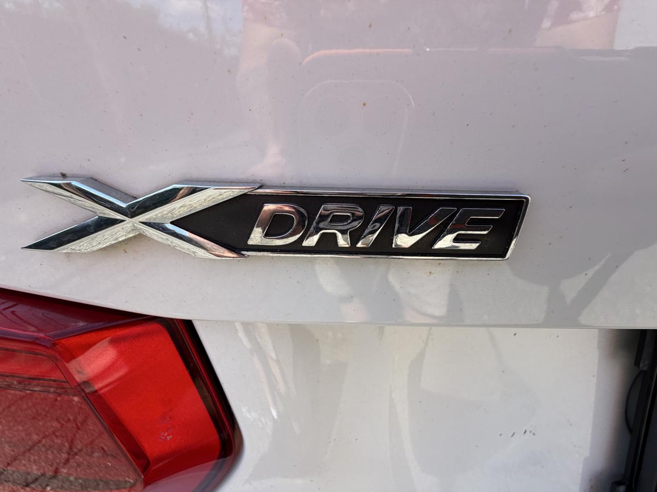 BMW 3 Series 330i xDrive Sedan 2018