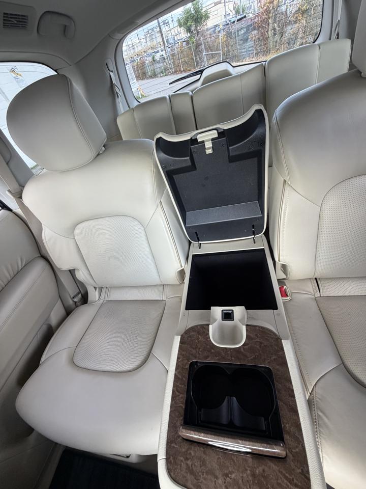 Infiniti QX80 4WD 4dr 2016