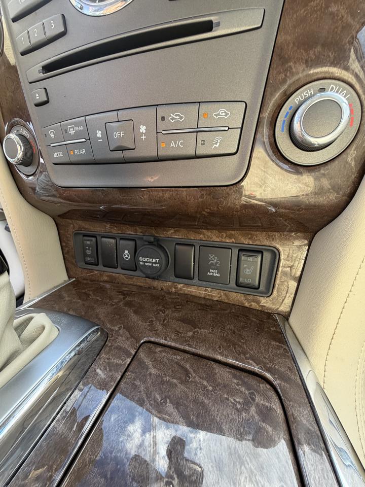 Infiniti QX80 4WD 4dr 2016