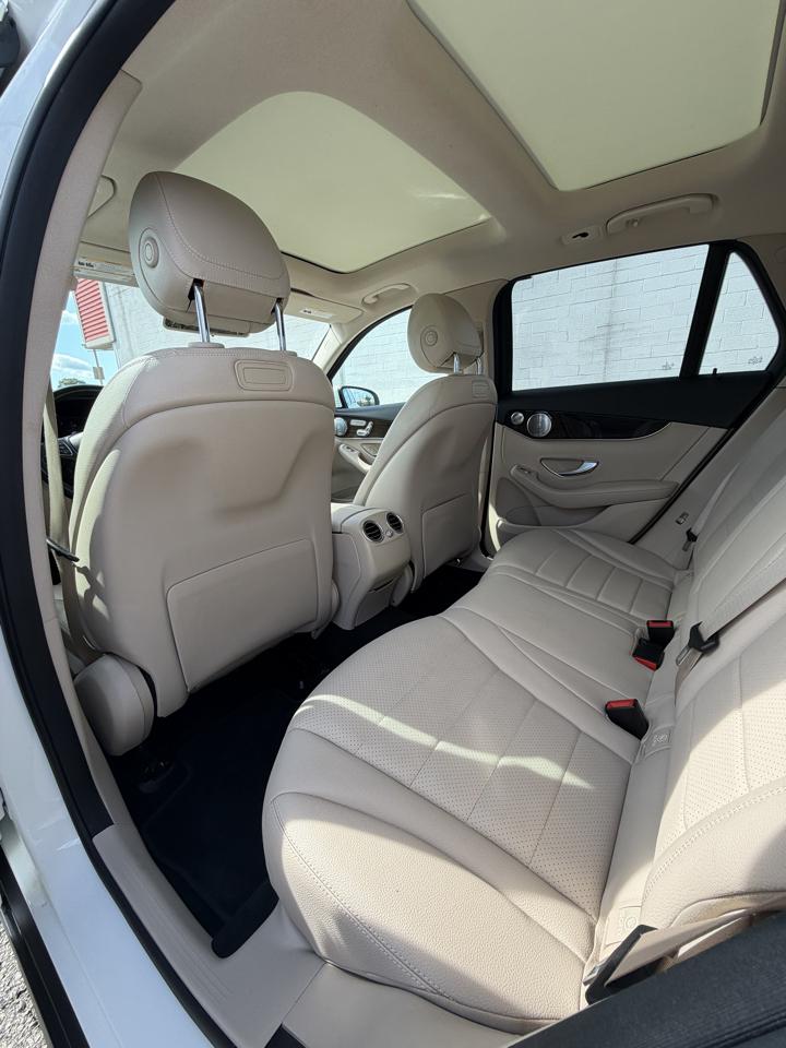 Mercedes-Benz GLC GLC 300 4MATIC SUV 2018
