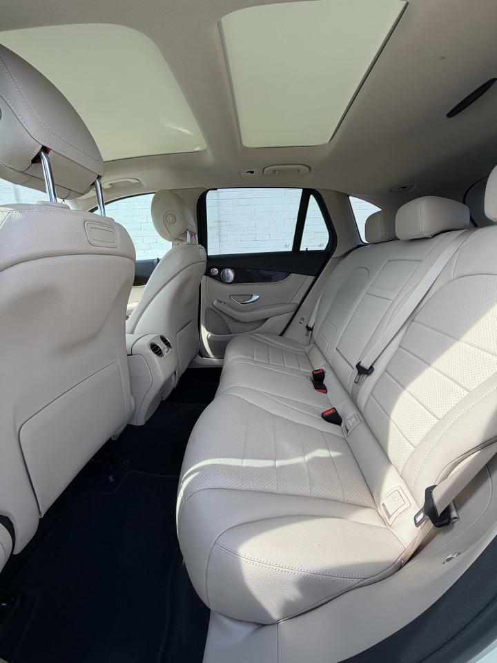 Mercedes-Benz GLC GLC 300 4MATIC SUV 2018