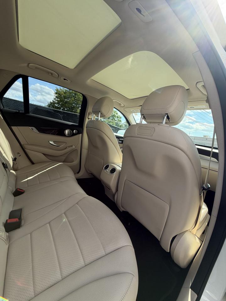 Mercedes-Benz GLC GLC 300 4MATIC SUV 2018