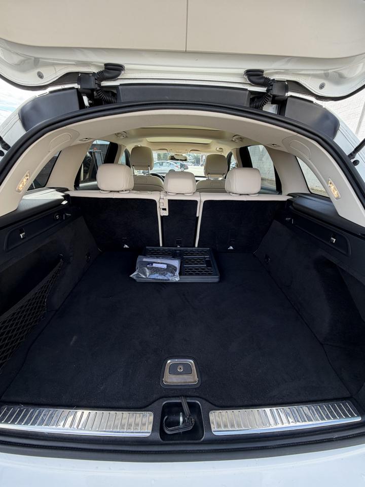 Mercedes-Benz GLC GLC 300 4MATIC SUV 2018