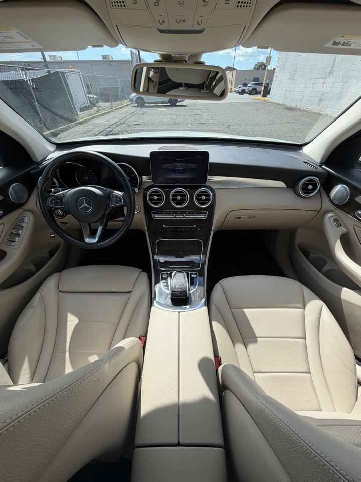 Mercedes-Benz GLC GLC 300 4MATIC SUV 2018