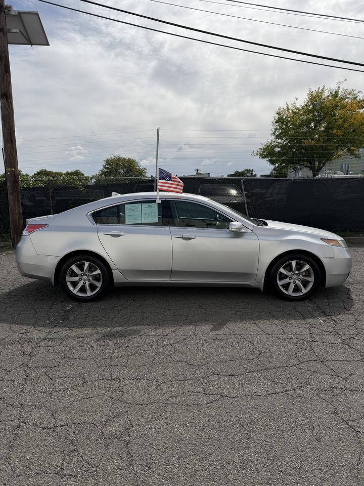 Acura TL 4dr Sdn Auto 2WD Tech 2013