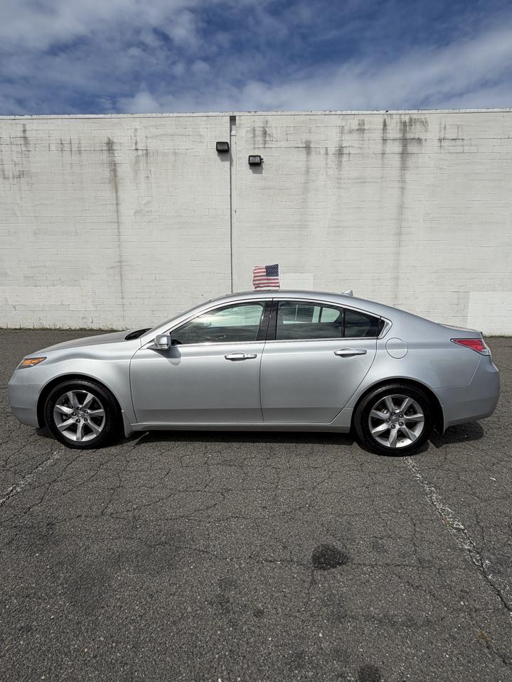 Acura TL 4dr Sdn Auto 2WD Tech 2013