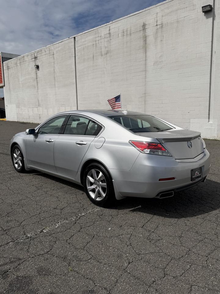 Acura TL 4dr Sdn Auto 2WD Tech 2013