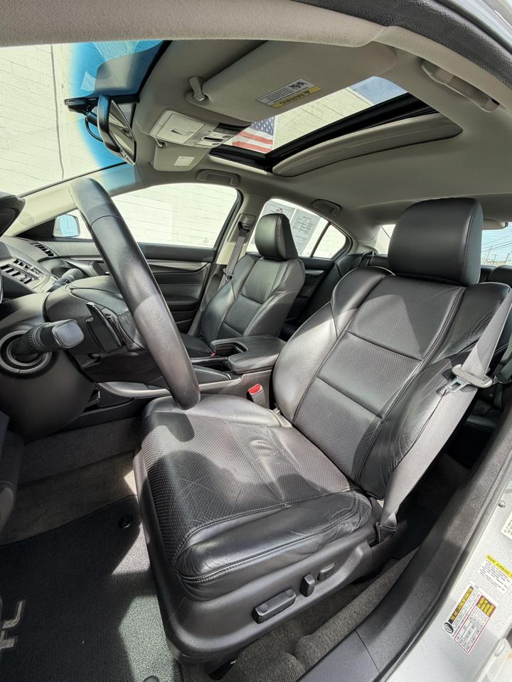 Acura TL 4dr Sdn Auto 2WD Tech 2013