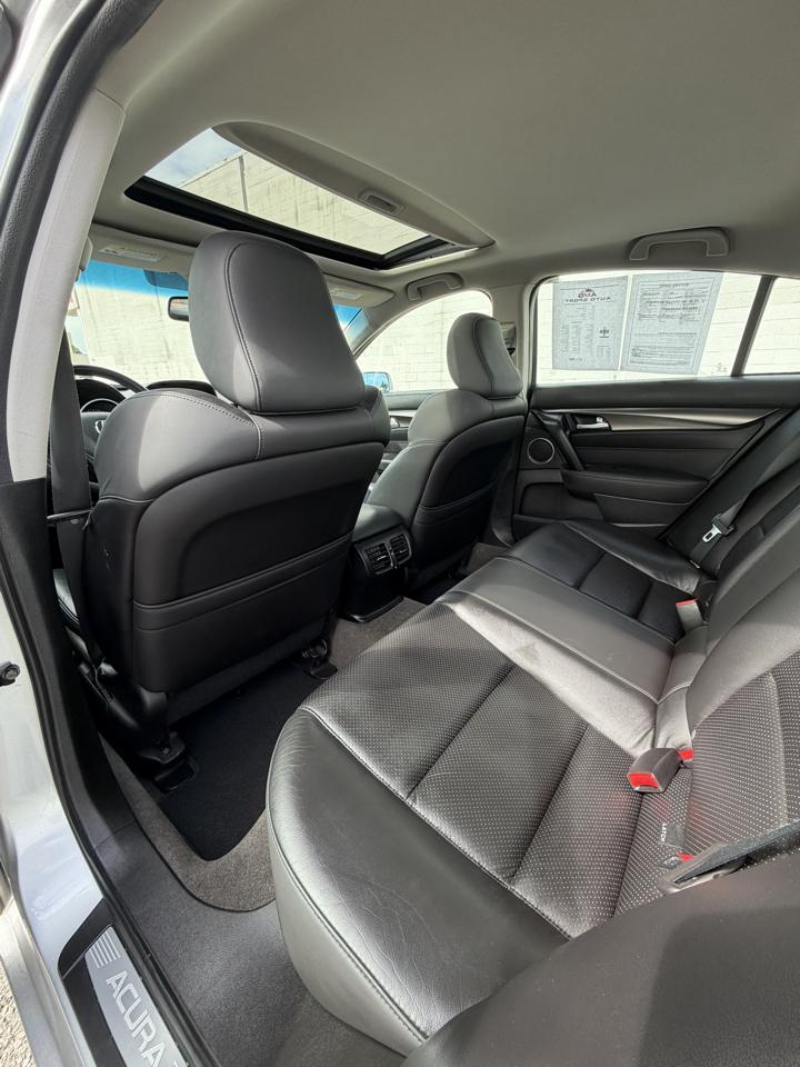 Acura TL 4dr Sdn Auto 2WD Tech 2013