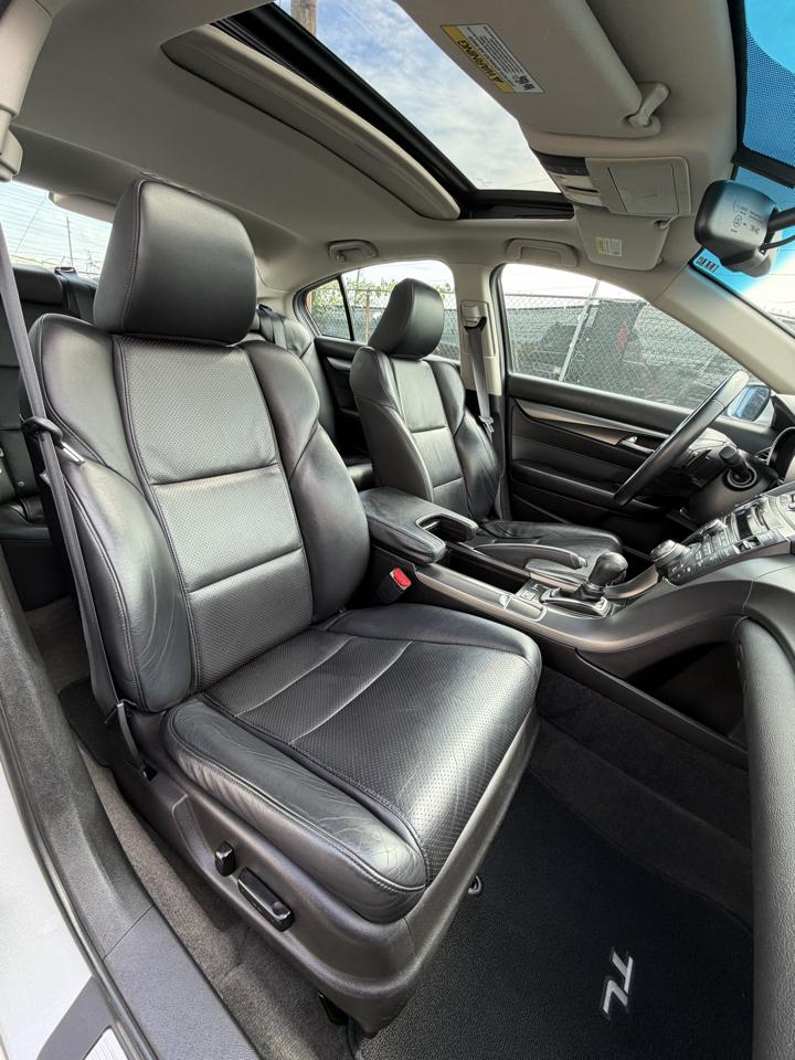 Acura TL 4dr Sdn Auto 2WD Tech 2013