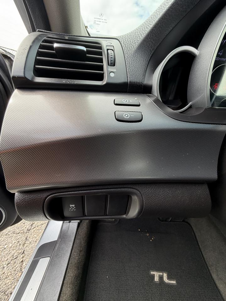 Acura TL 4dr Sdn Auto 2WD Tech 2013