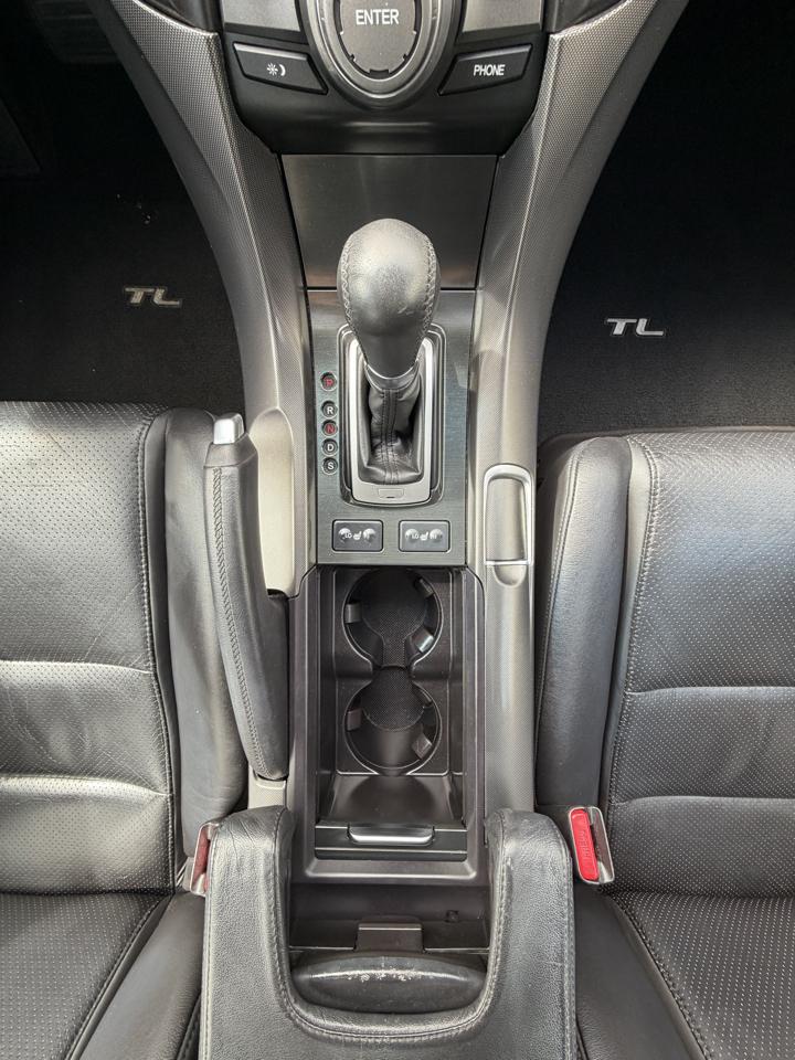 Acura TL 4dr Sdn Auto 2WD Tech 2013