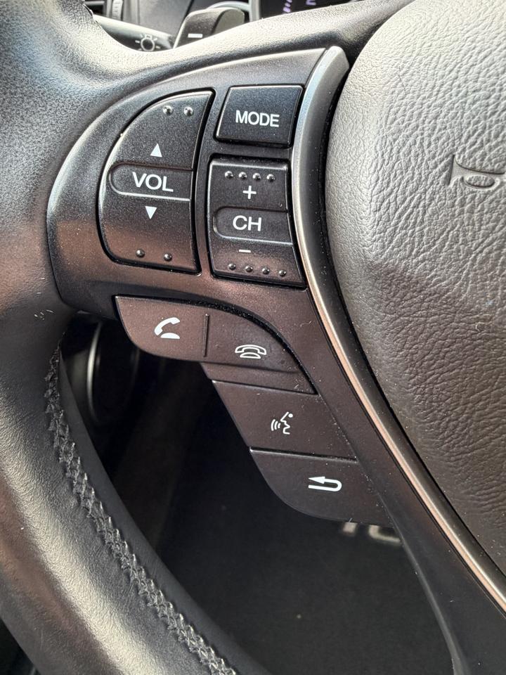 Acura TL 4dr Sdn Auto 2WD Tech 2013