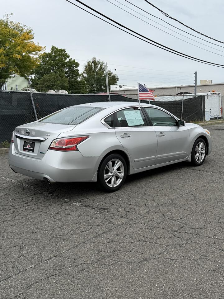 Nissan Altima 4dr Sdn I4 2.5 SV 2014