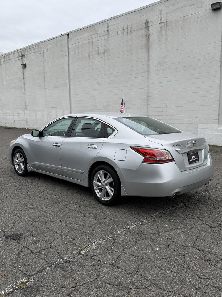 Nissan Altima 4dr Sdn I4 2.5 SV 2014