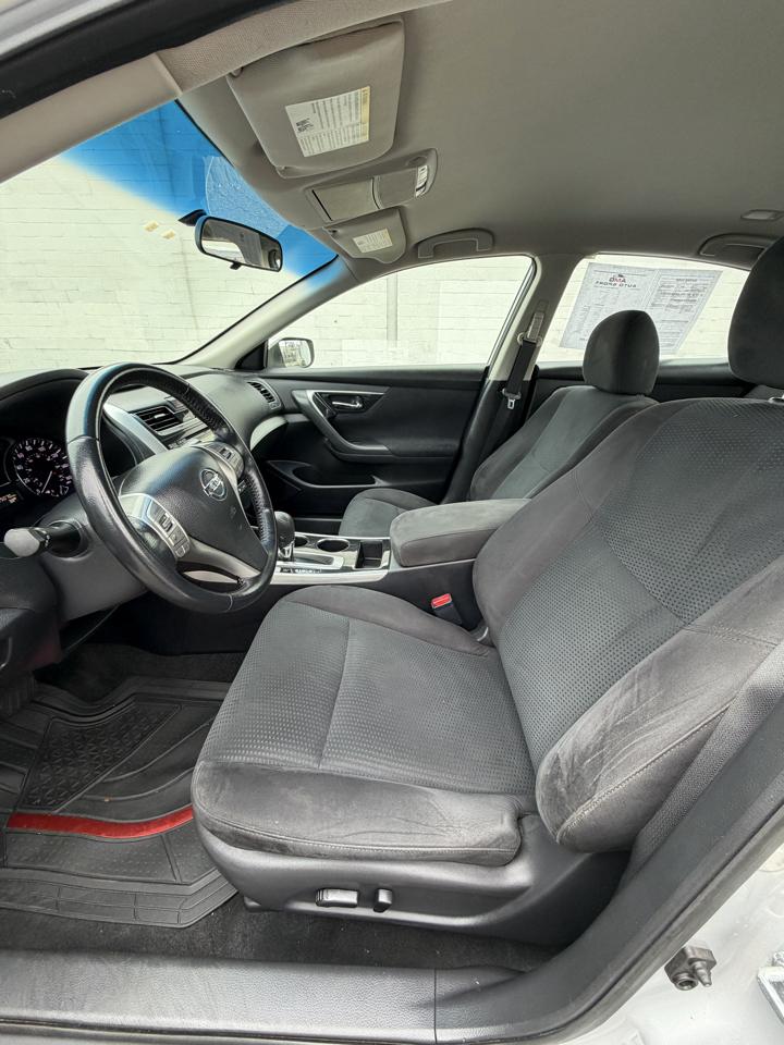 Nissan Altima 4dr Sdn I4 2.5 SV 2014