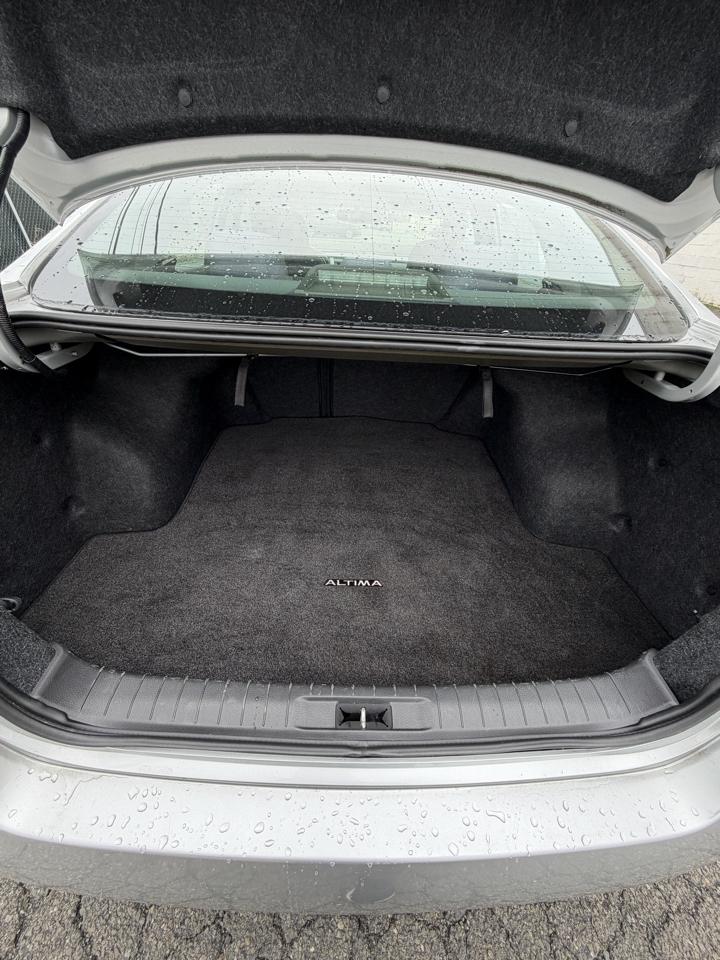 Nissan Altima 4dr Sdn I4 2.5 SV 2014