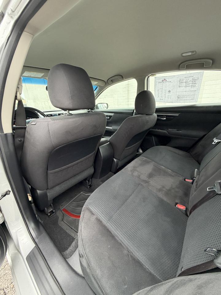 Nissan Altima 4dr Sdn I4 2.5 SV 2014