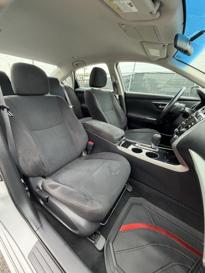 Nissan Altima 4dr Sdn I4 2.5 SV 2014