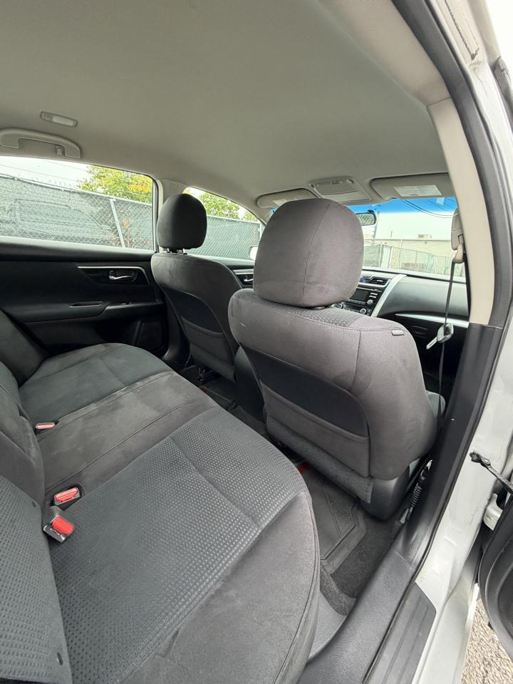 Nissan Altima 4dr Sdn I4 2.5 SV 2014
