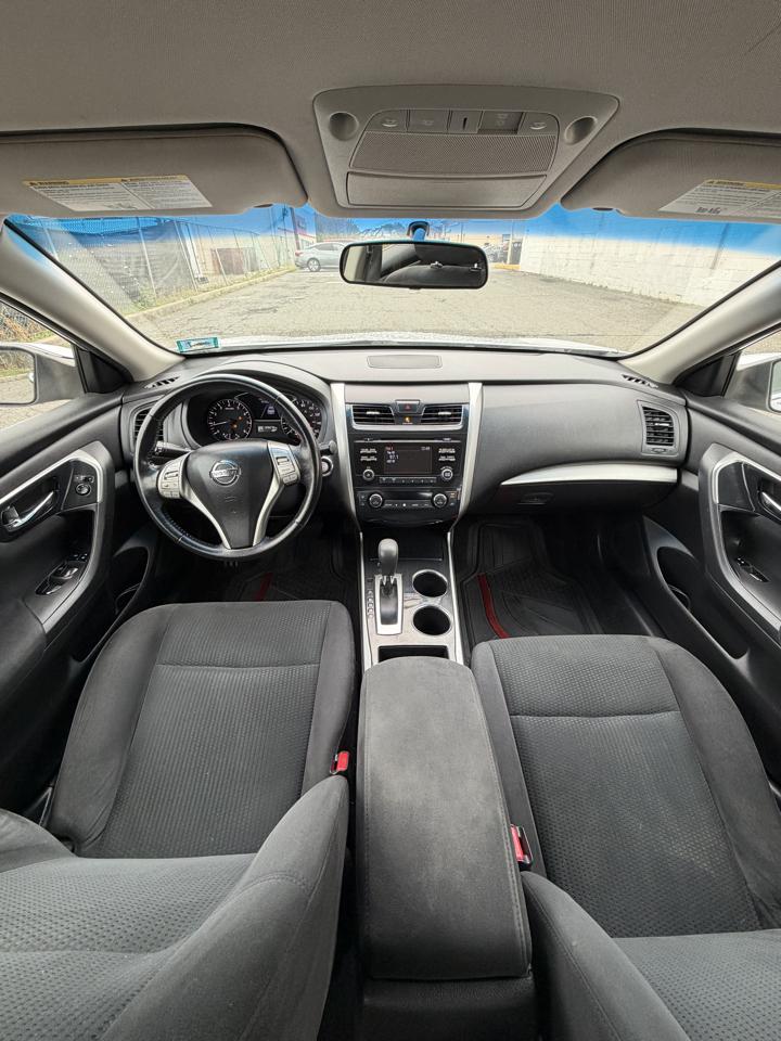 Nissan Altima 4dr Sdn I4 2.5 SV 2014