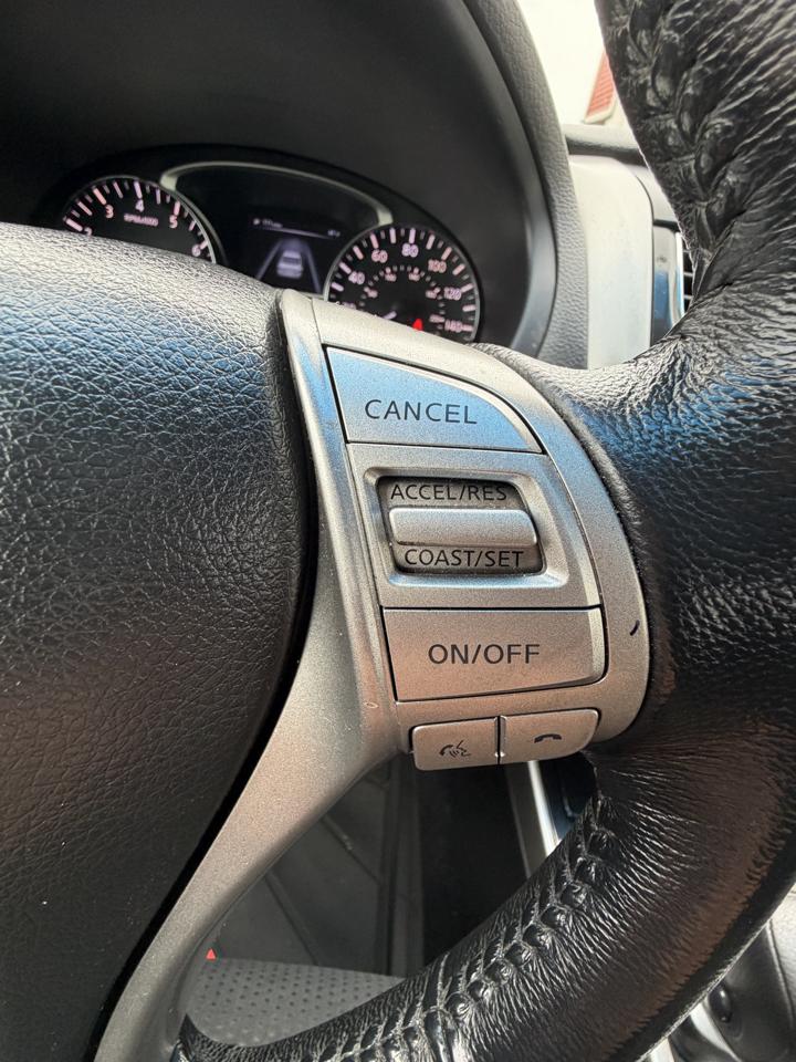 Nissan Altima 4dr Sdn I4 2.5 SV 2014