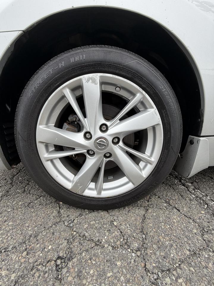 Nissan Altima 4dr Sdn I4 2.5 SV 2014