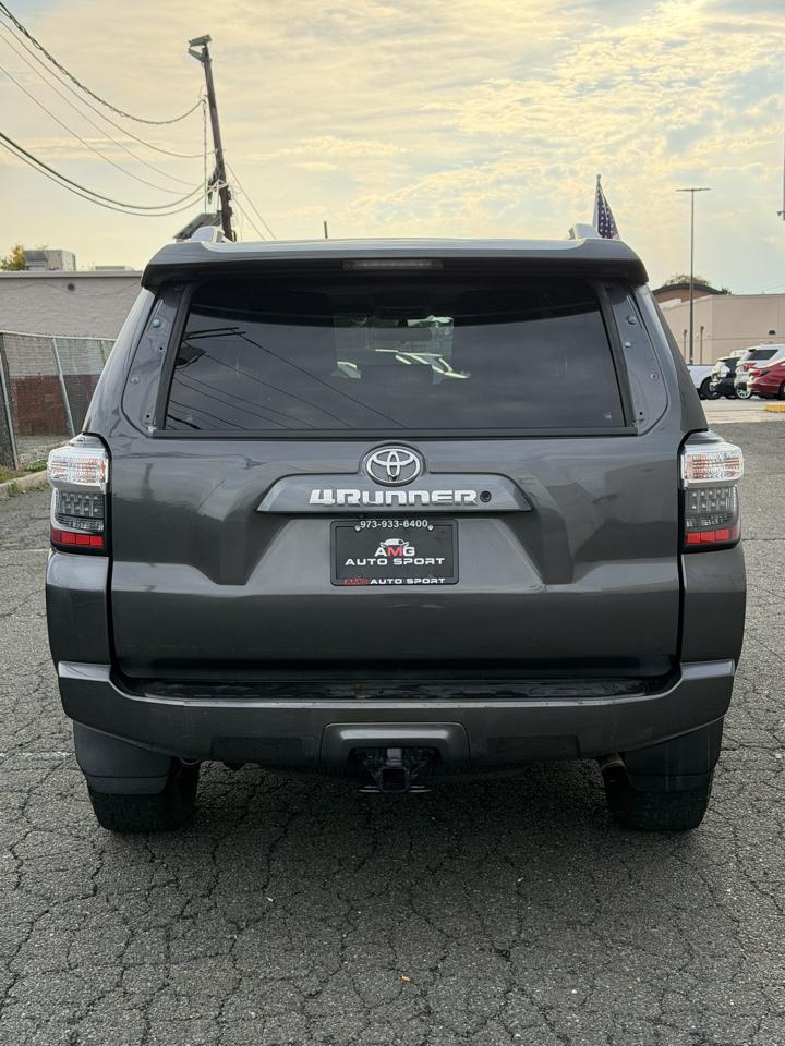 Toyota 4Runner 4WD 4dr V6 Trail Premium (Natl) 2014
