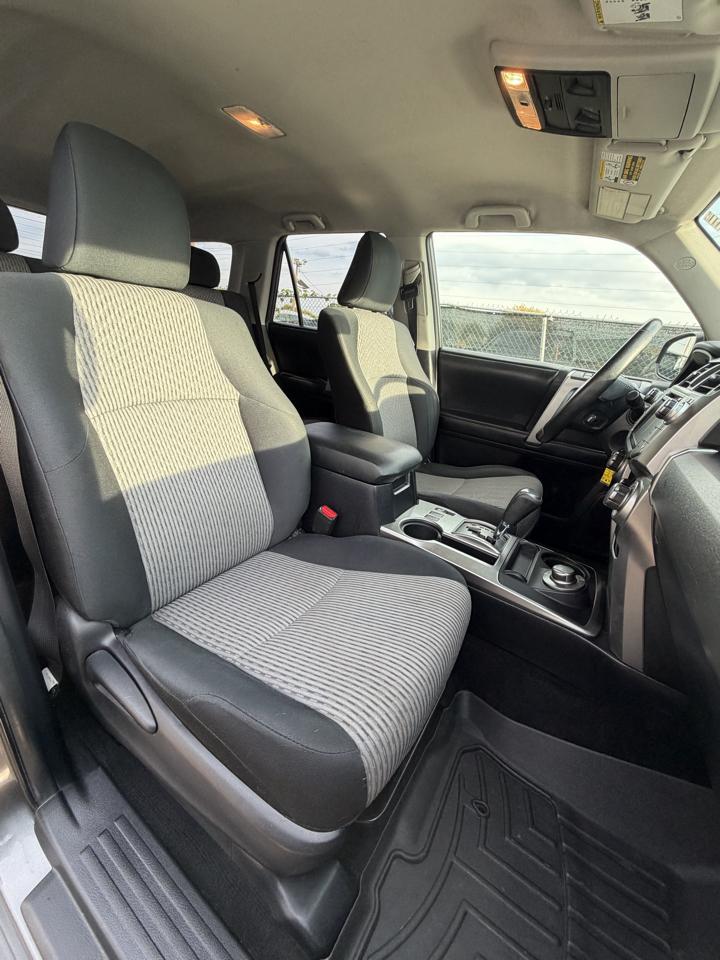 Toyota 4Runner 4WD 4dr V6 Trail Premium (Natl) 2014