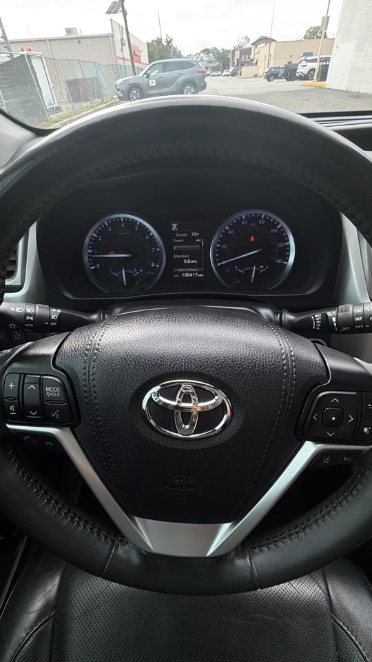 Toyota Highlander Limited V6 FWD (Natl) 2019