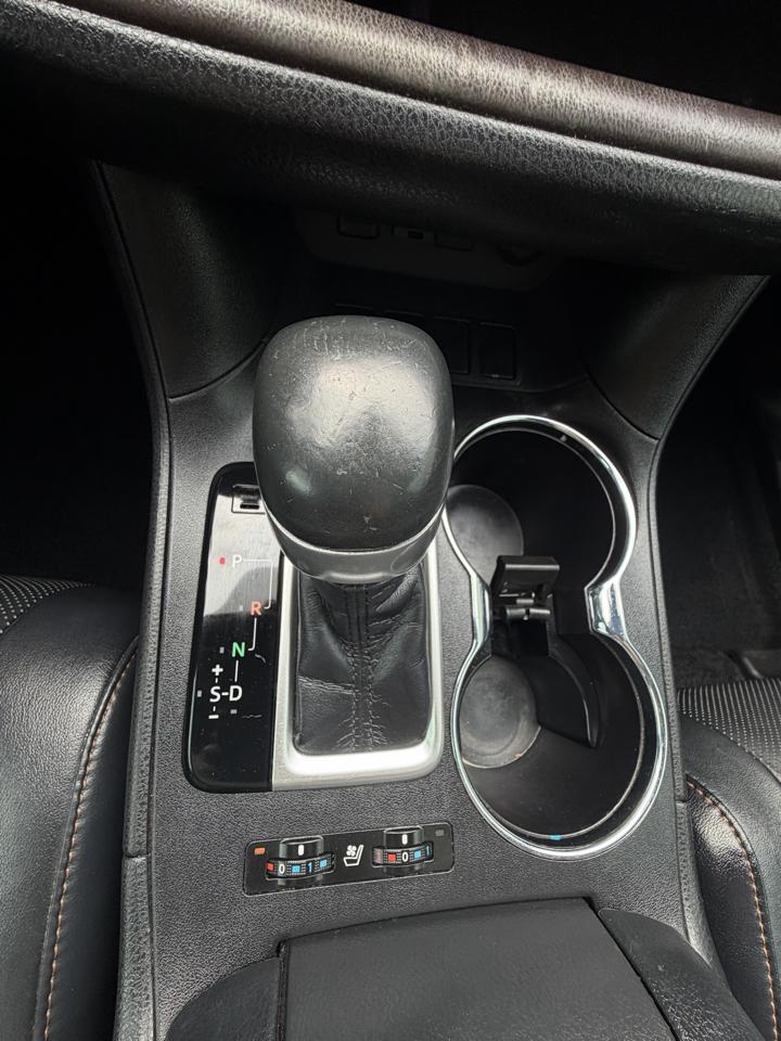 Toyota Highlander Limited V6 FWD (Natl) 2019
