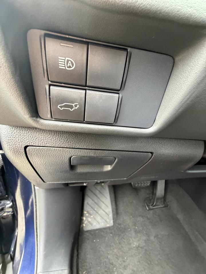 Toyota Highlander XLE AWD (Natl) 2021