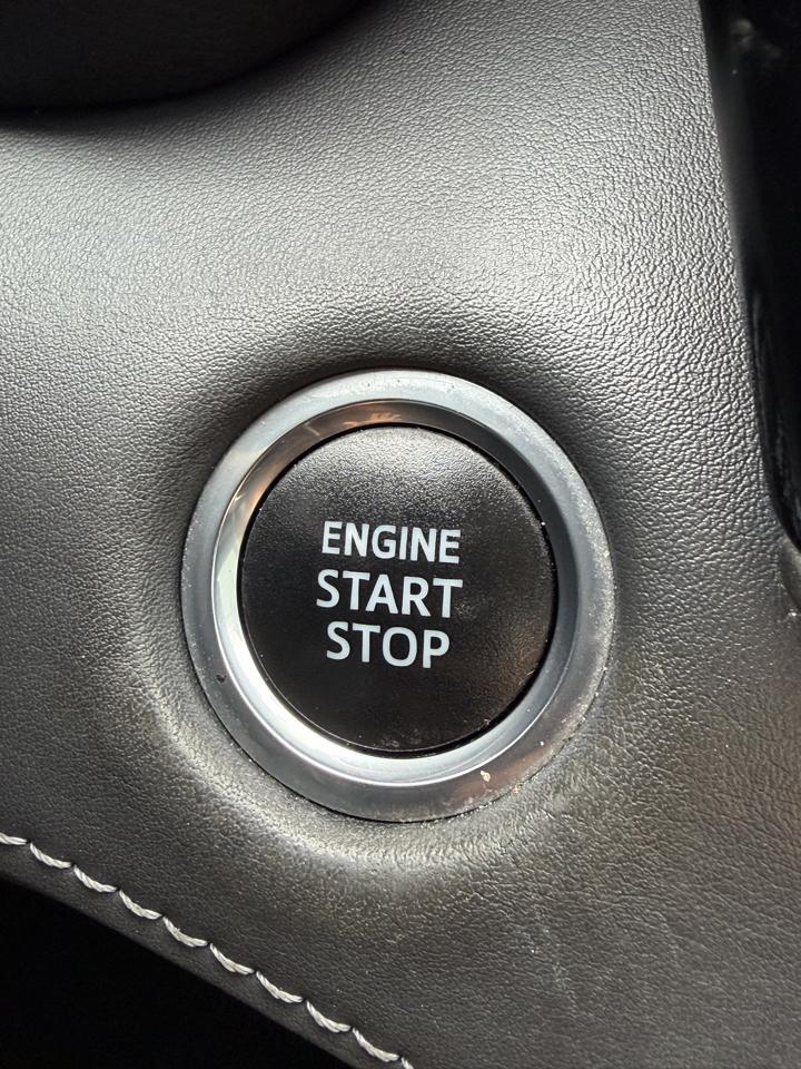 Toyota Highlander XLE AWD (Natl) 2021