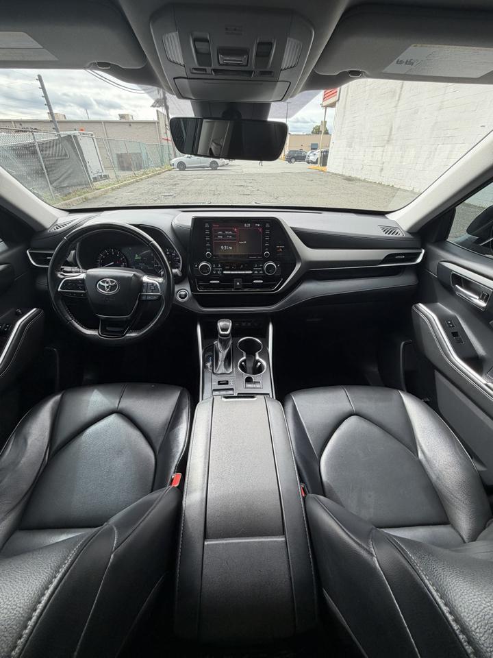Toyota Highlander XLE AWD (Natl) 2021