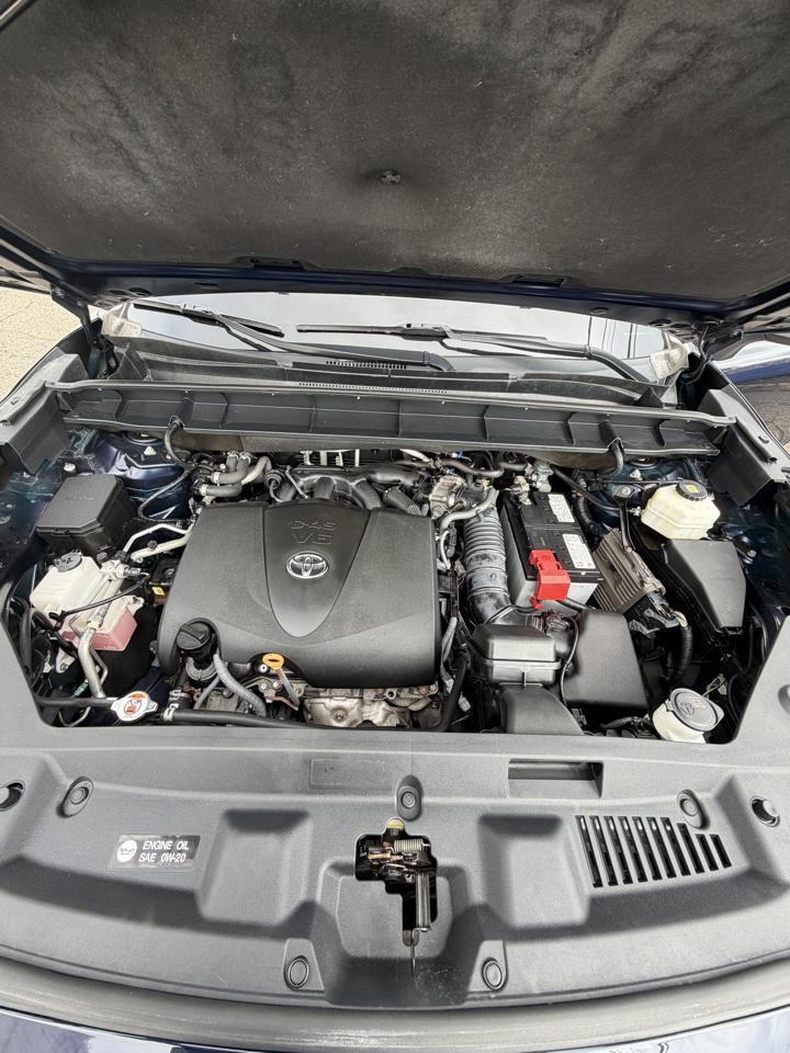 Toyota Highlander XLE AWD (Natl) 2021
