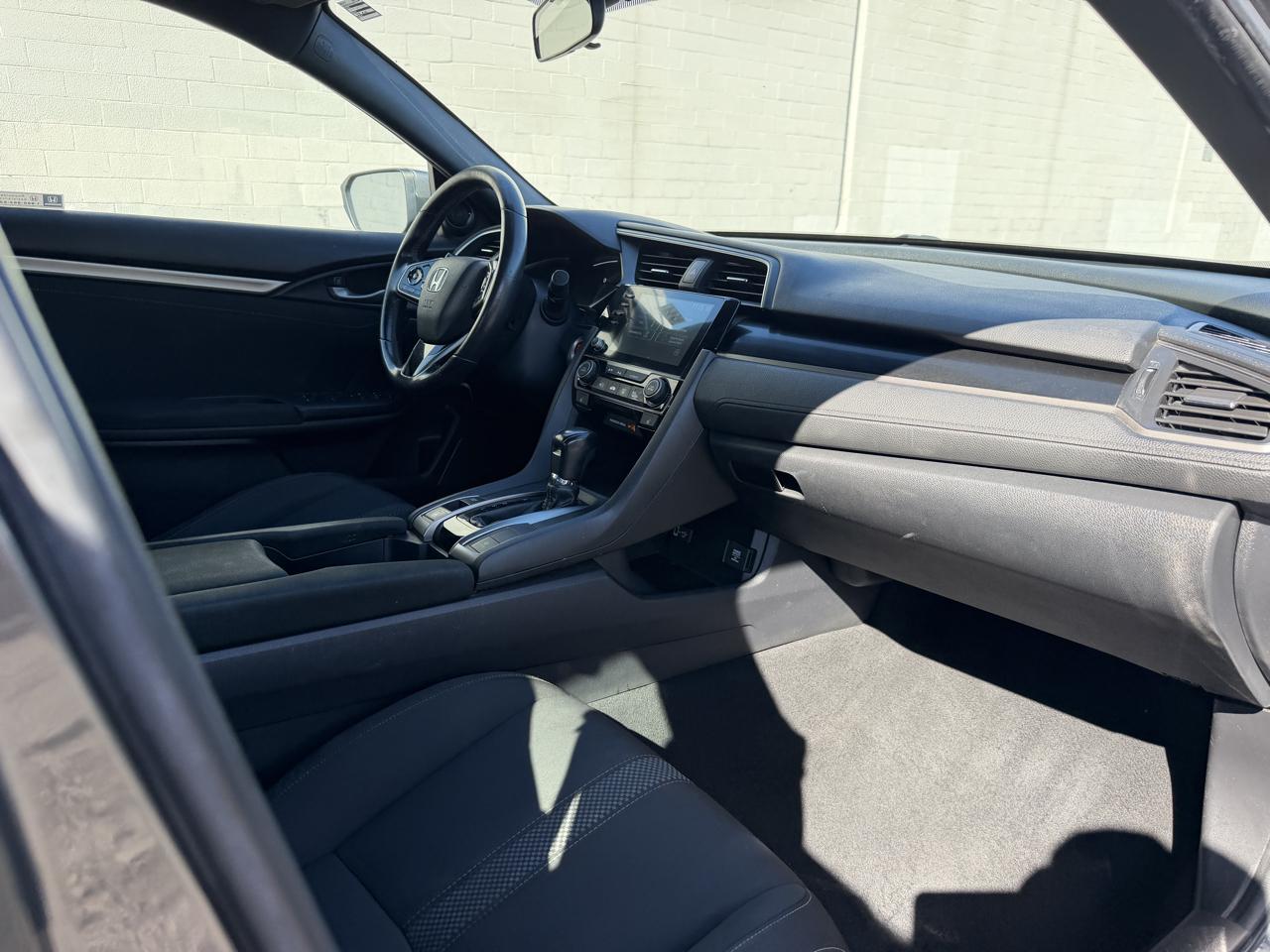 Honda Civic Hatchback EX CVT 2021
