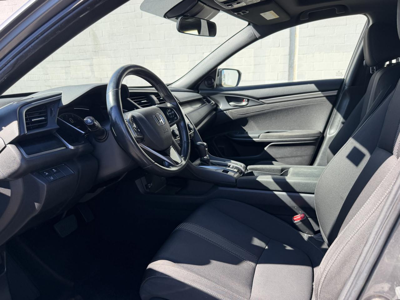 Honda Civic Hatchback EX CVT 2021