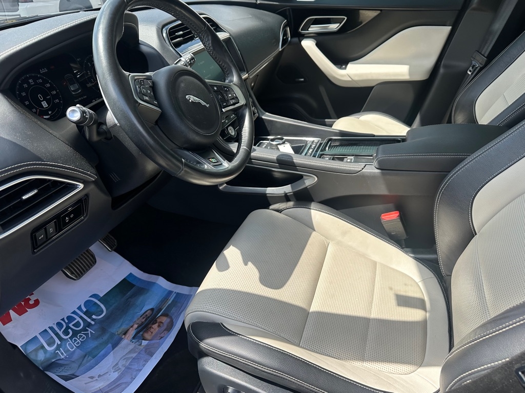 Jaguar F-Pace 25t R-Sport 2019 Jaguar F-Pace 25t R-Sport 2019