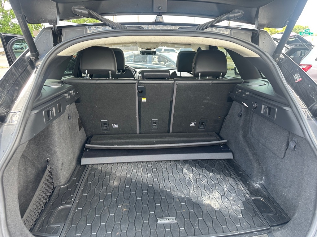 Jaguar F-Pace 25t R-Sport 2019 Jaguar F-Pace 25t R-Sport 2019