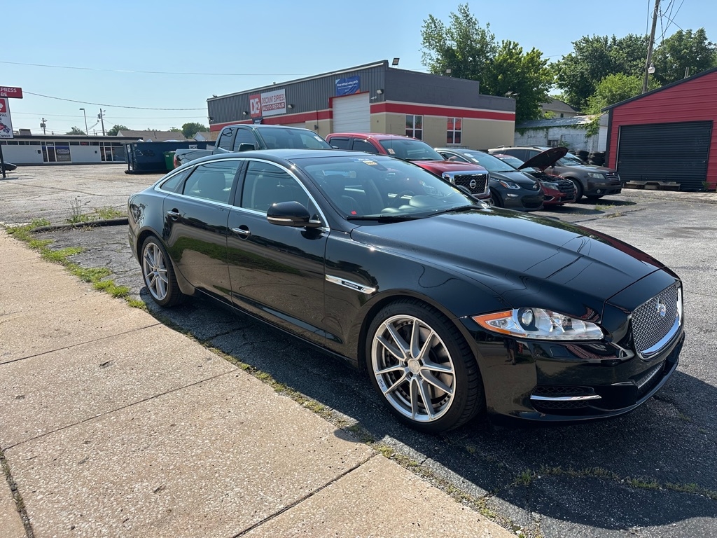 Jaguar XJ-Series XJ Supercharged 2011 Jaguar XJ-Series XJ Supercharged 2011