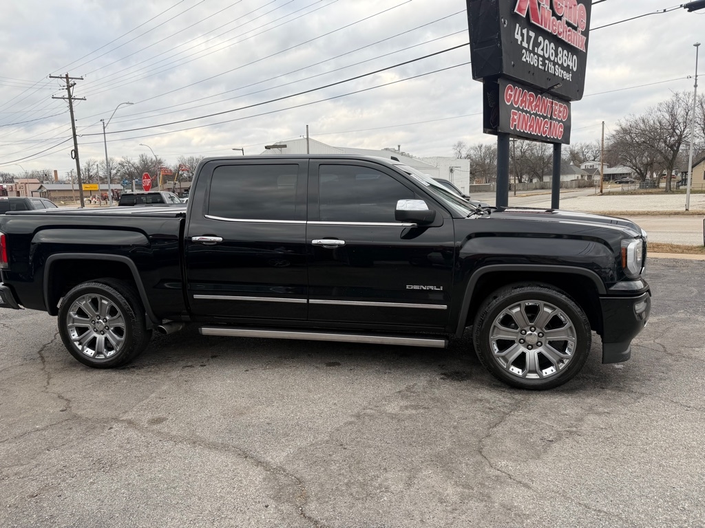 GMC Sierra 1500 Denali Crew Cab Long Box 4WD 2017