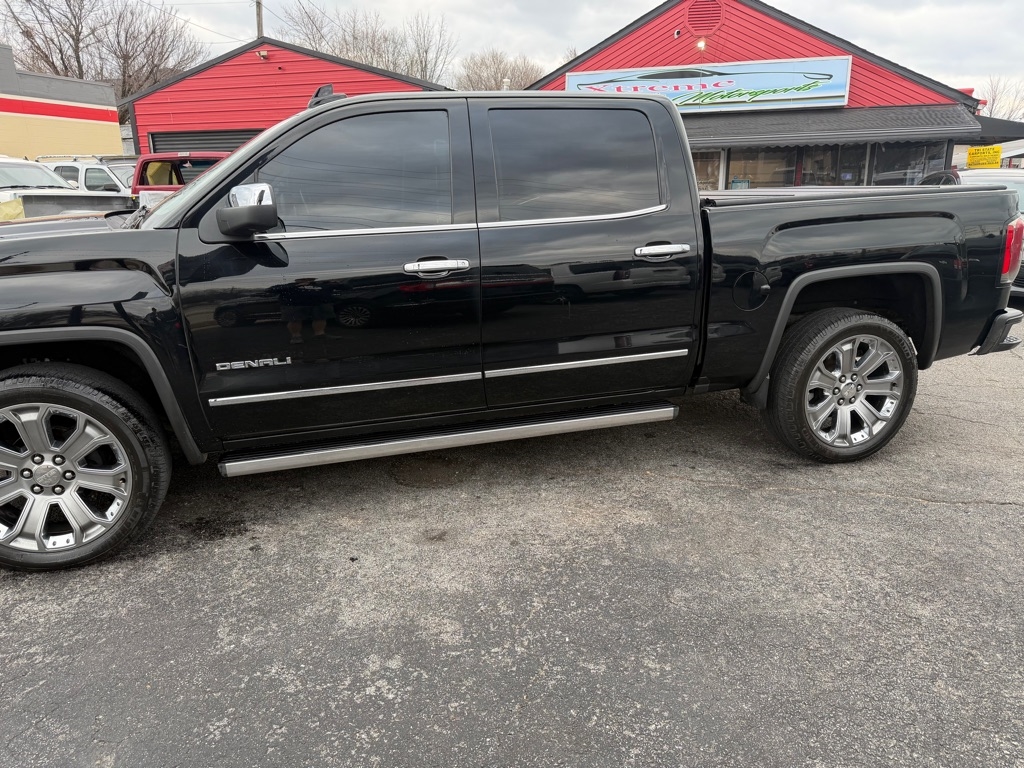 GMC Sierra 1500 Denali Crew Cab Long Box 4WD 2017