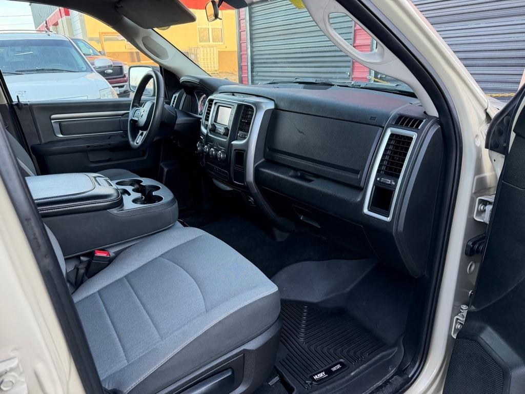 RAM 1500 4WD Quad Cab 140.5" Tradesman 2013