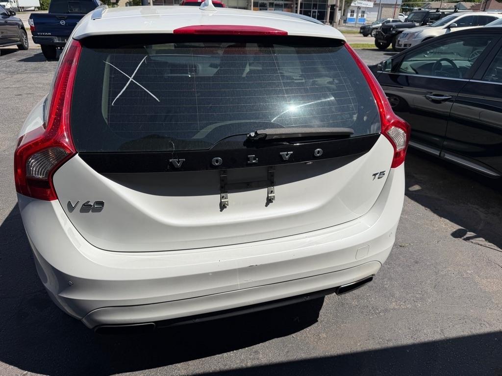 Volvo V60 4dr Wgn T5 Drive-E Premier Plus FWD 2015
